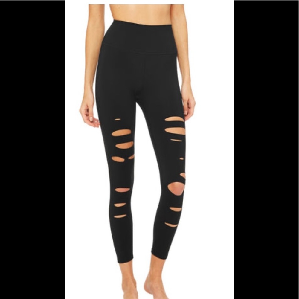 NWOT Alo 7/8 Warrior Leggings